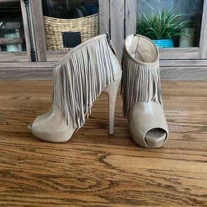 Boutique 9 fringe heel